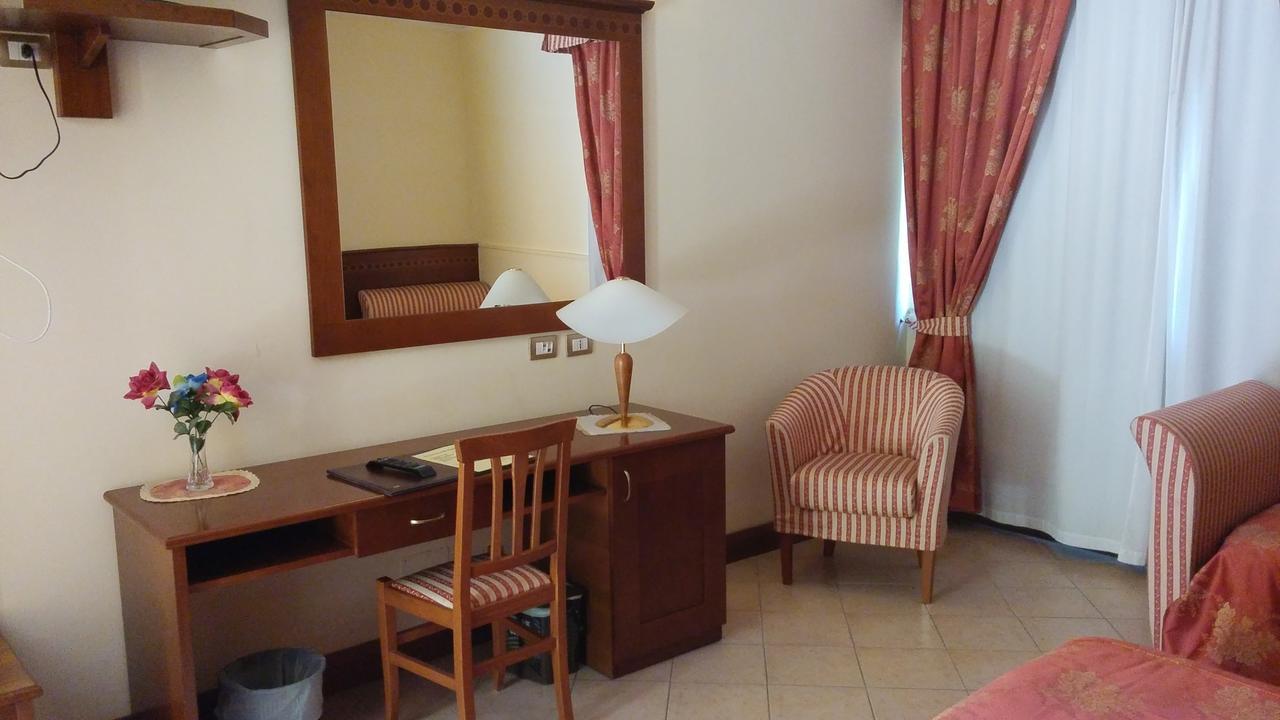 Hotel Turrita Arrone Luaran gambar